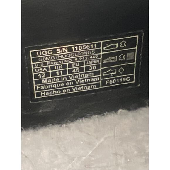 UGG Men's Chester Moccasin loafers Black Size 12 - Picture 10 of 11